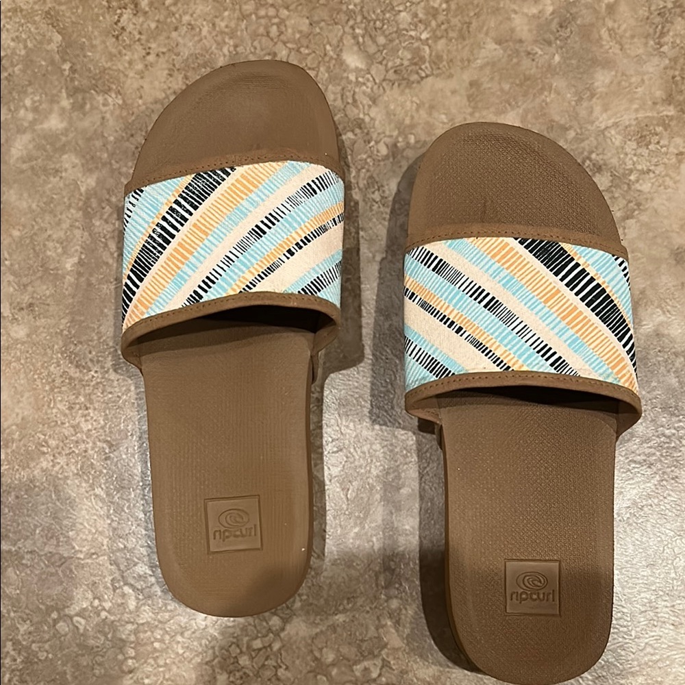 O'Neill Brown and Blue Sandals with Modern Geometric Design